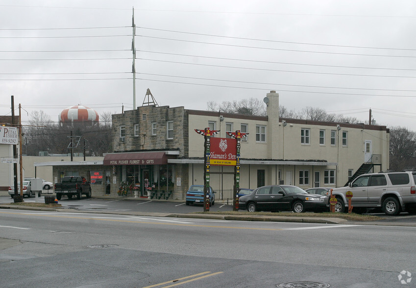 607 S Camp Meade Rd, Linthicum Heights, MD en alquiler - Foto del edificio - Imagen 2 de 3