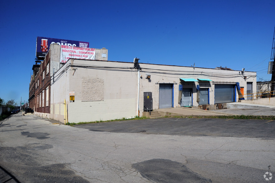 2251 Fraley St, Philadelphia, PA en alquiler - Foto del edificio - Imagen 2 de 6