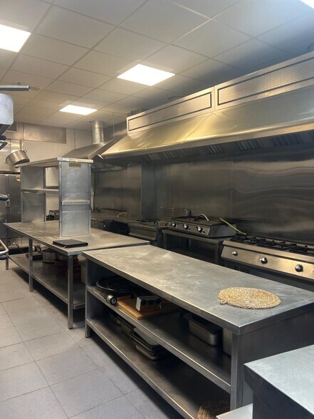 Local en Benidorm, Alicante en venta - Foto del edificio - Imagen 3 de 23