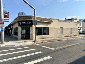 41 Main St, East Rockaway, NY en alquiler Foto del edificio- Imagen 1 de 9