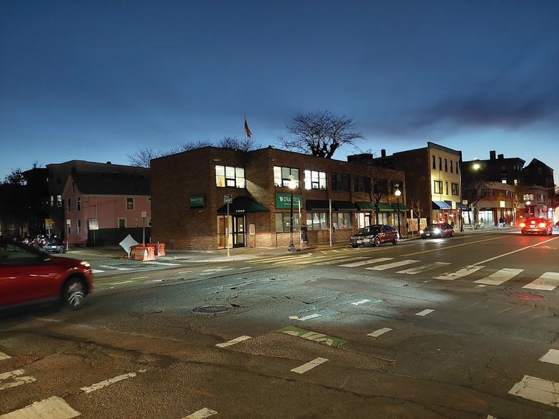 1000 Cambridge St, Cambridge, MA en alquiler - Foto del edificio - Imagen 2 de 5