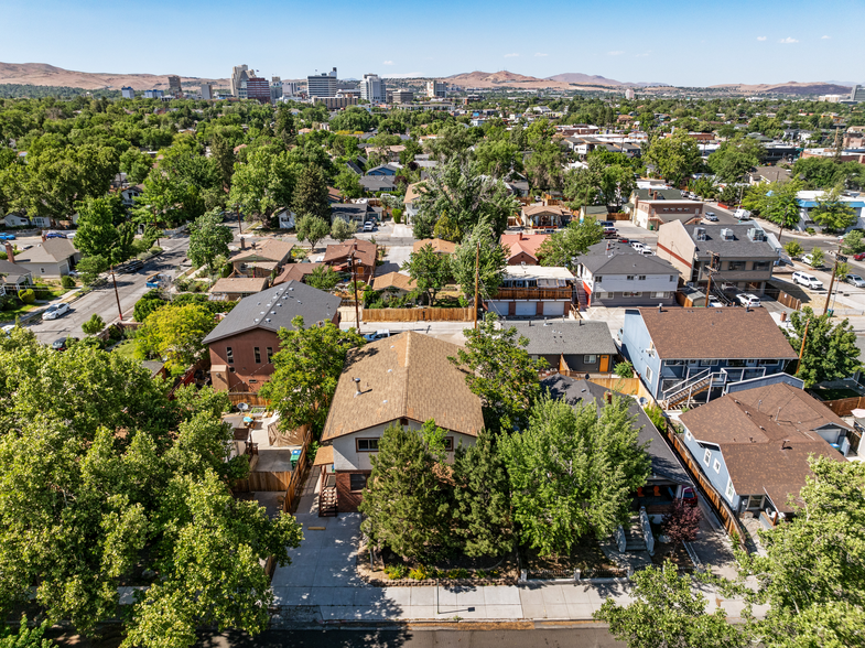 235 W Pueblo St, Reno, NV en venta - Foto del edificio - Imagen 3 de 39