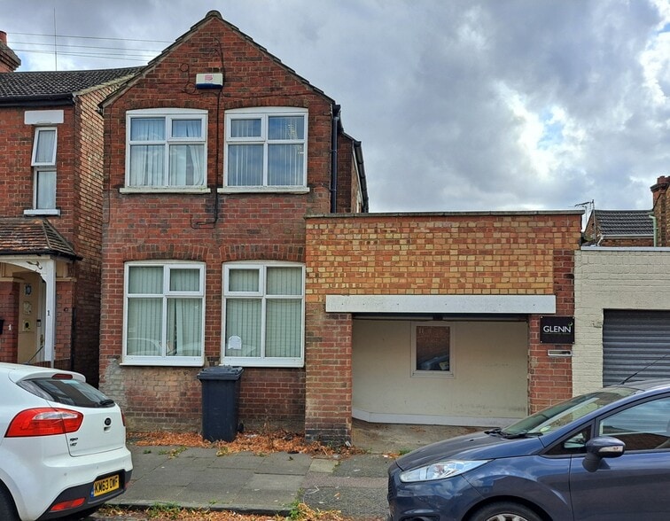 1A Firbank Rd, Bedford en alquiler - Foto del edificio - Imagen 1 de 2