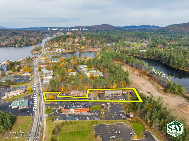 559 Lake Flower Ave, Saranac Lake, NY en venta - Foto del edificio - Imagen 2 de 10