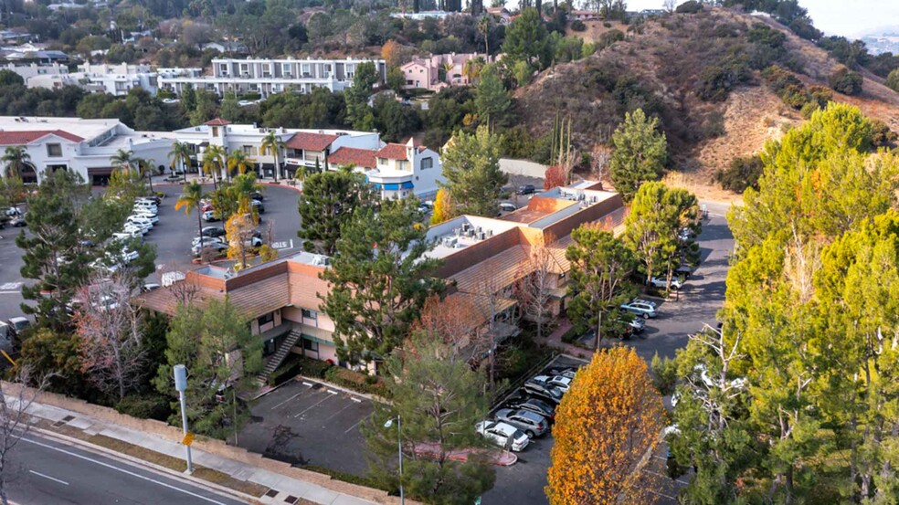 22231 Mulholland Hwy, Calabasas, CA en alquiler - Foto del edificio - Imagen 3 de 23