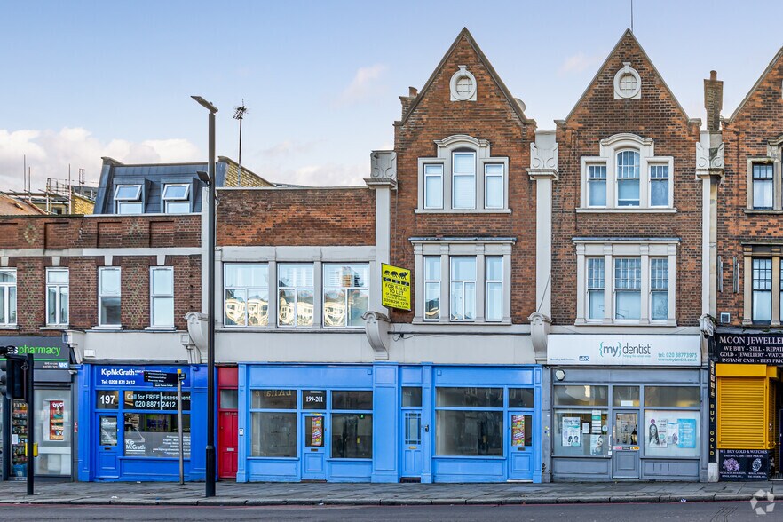 199-201 Wandsworth High St, London en venta - Foto principal - Imagen 1 de 3