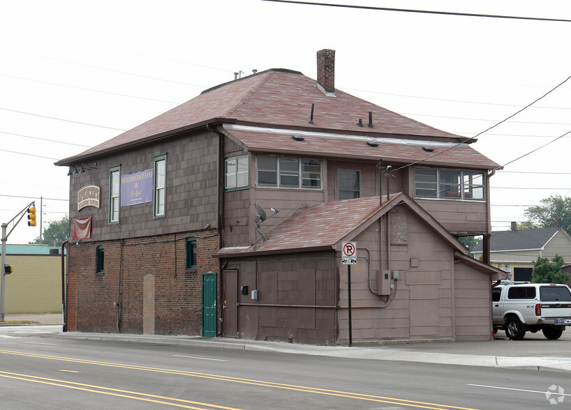 802 S West St, Indianapolis, IN en alquiler - Foto del edificio - Imagen 3 de 3