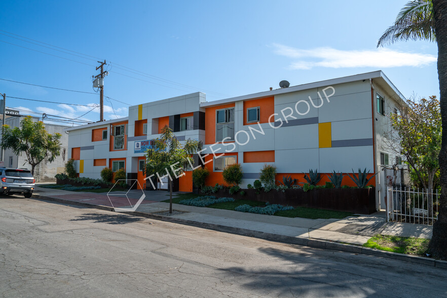 210 E 29th St, Long Beach, CA en venta - Foto del edificio - Imagen 2 de 17