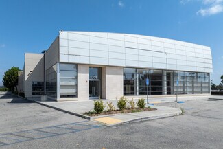 Más detalles de 1701 Auto Center Dr, Oxnard, CA - Local en venta