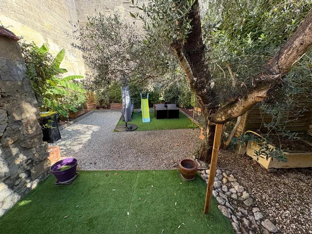 Flex en Rauzan en venta Foto del edificio- Imagen 1 de 5