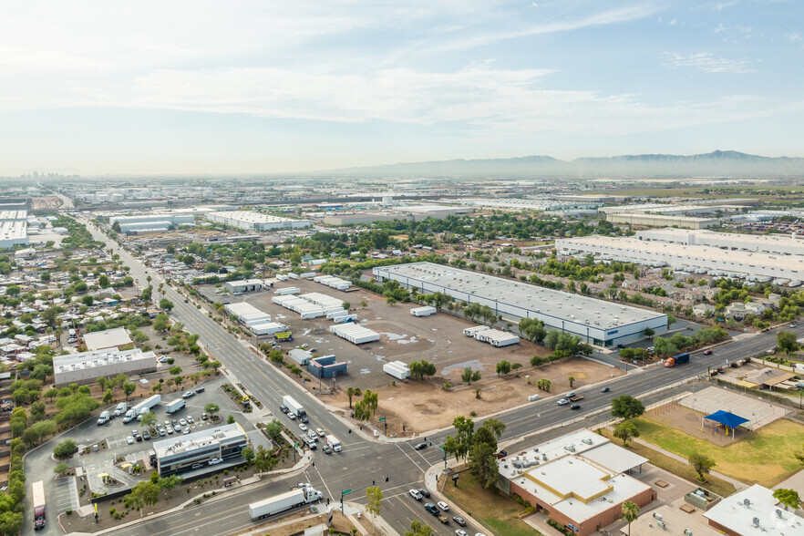 125 N 67th Ave, Phoenix, AZ en alquiler - Foto del edificio - Imagen 3 de 4