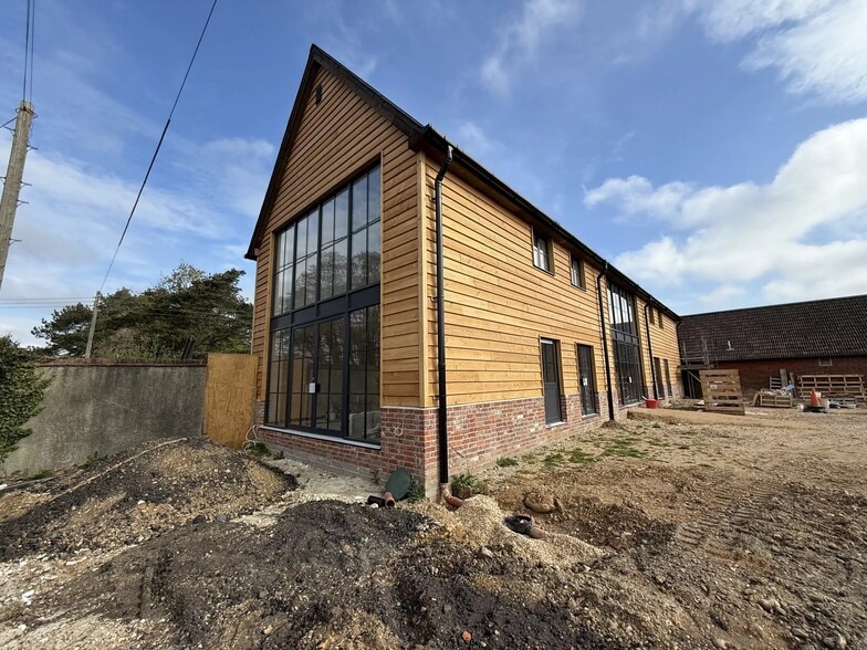 Court Ln, Christchurch en alquiler - Foto del edificio - Imagen 2 de 2