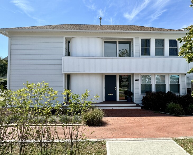 99B Main St, Westhampton Beach, NY en venta - Foto del edificio - Imagen 1 de 8