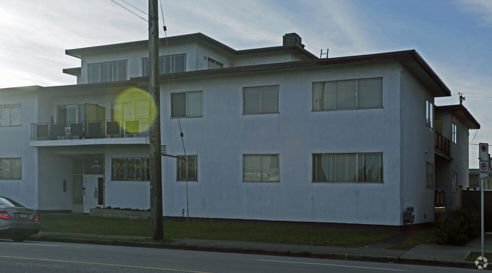 6739 Royal Oak Ave, Burnaby, BC en venta - Foto del edificio - Imagen 3 de 5