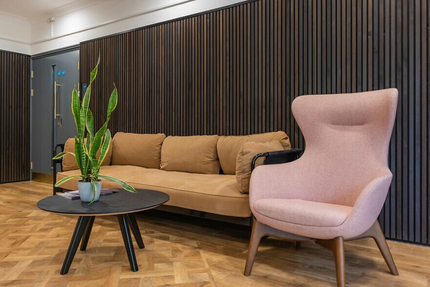 Greenways Business Park, Chippenham en alquiler - Vestíbulo - Imagen 3 de 7