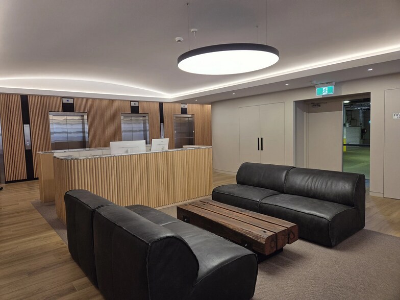 330-370 Wattle St, Ultimo en alquiler - Vestíbulo - Imagen 3 de 8