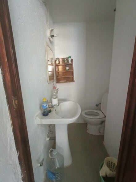 Local en Cáceres en alquiler - Foto del edificio - Imagen 2 de 6