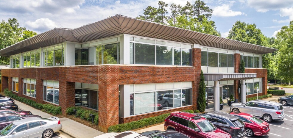 206 High House Rd, Cary, NC en alquiler - Foto del edificio - Imagen 2 de 9