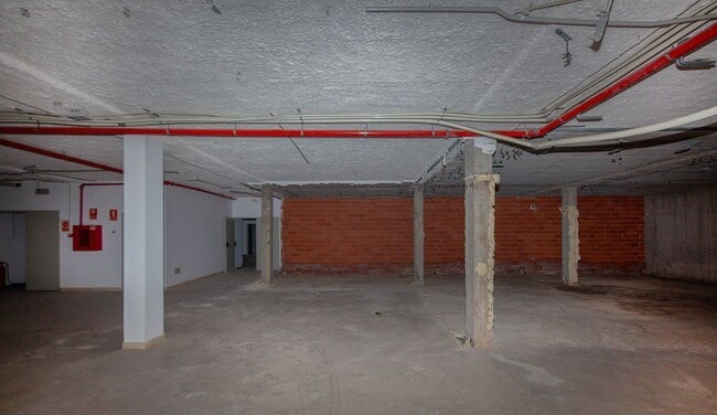 Más detalles de Avinguda Beltrán Báguena, 4, Buñol - Local en venta