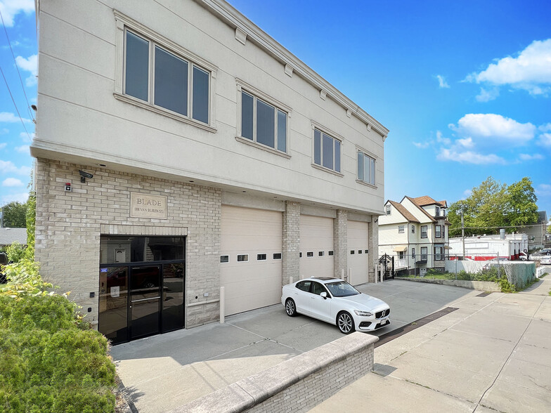 188 Van Buren St, Staten Island, NY en venta - Foto del edificio - Imagen 3 de 30