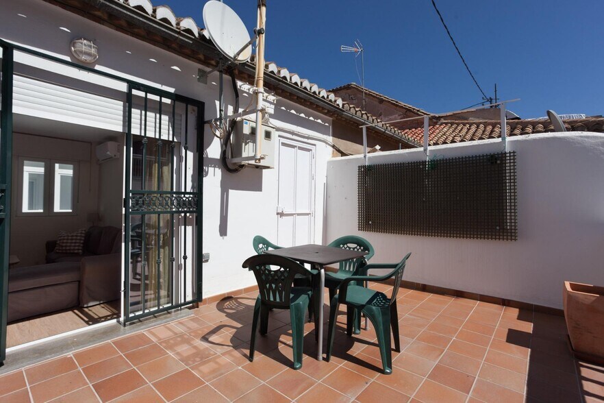 Calle Buensuceso, 30, Granada, Granada en venta - Foto del edificio - Imagen 1 de 39