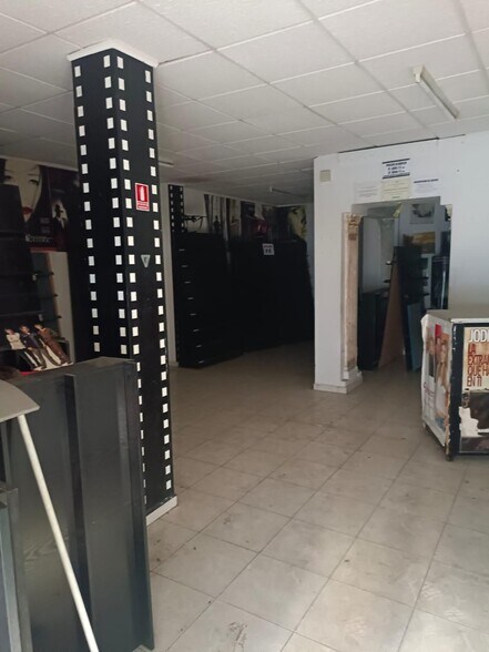 Local en Cáceres, Cáceres en venta - Foto del edificio - Imagen 3 de 4