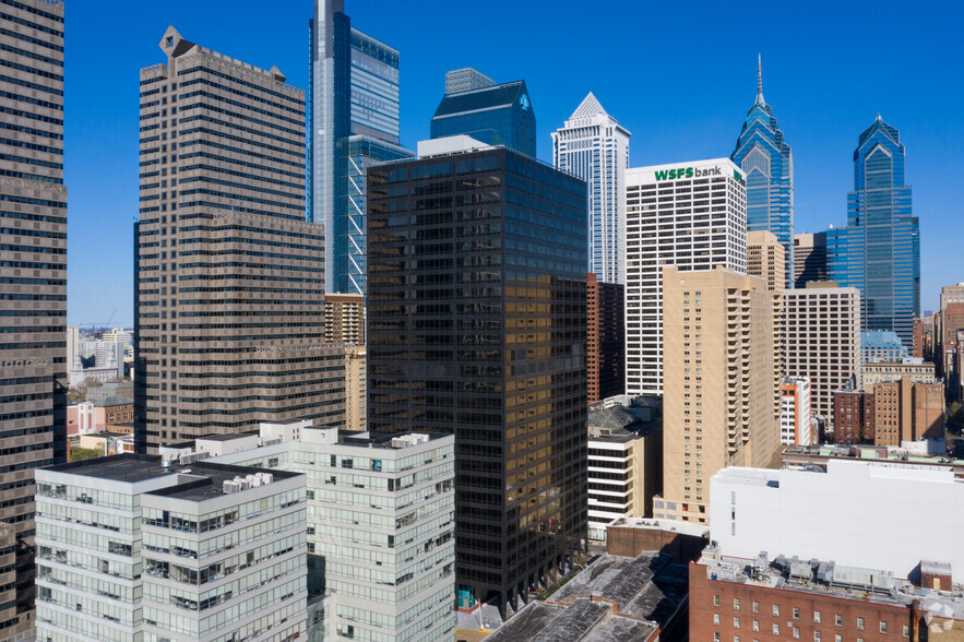 2000 Market St, Philadelphia, PA en alquiler - Foto del edificio - Imagen 1 de 2