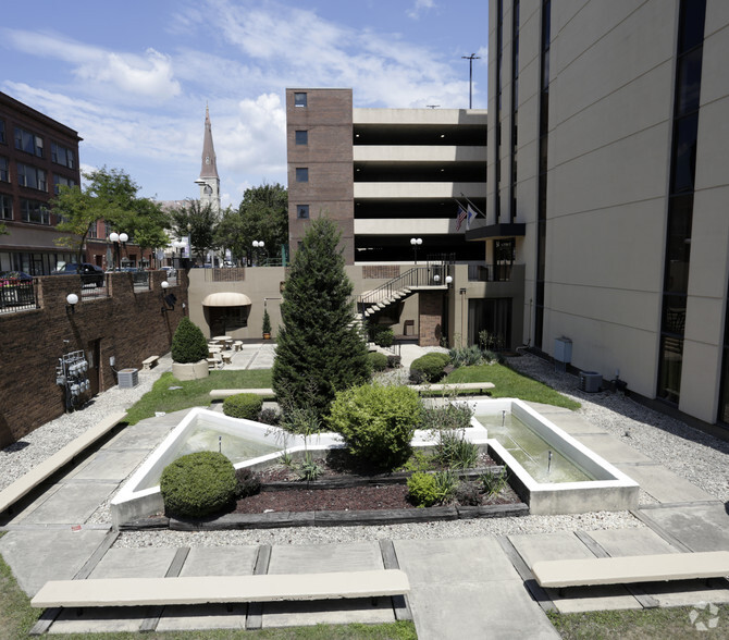 23 W Jefferson St, Joliet, IL en alquiler - Foto del edificio - Imagen 2 de 3