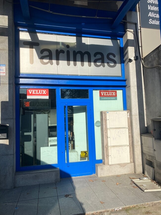 Más detalles de Avenida de Juan Carlos i, I 32, Collado Villalba - Local en alquiler