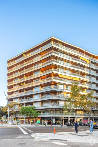 Carrer de Nàpols, 216, Barcelona, Barcelona en venta - Foto del edificio - Imagen 2 de 2