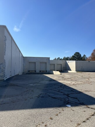 Más detalles para 2400 Cox Rd, Lumberton, NC - Naves en venta