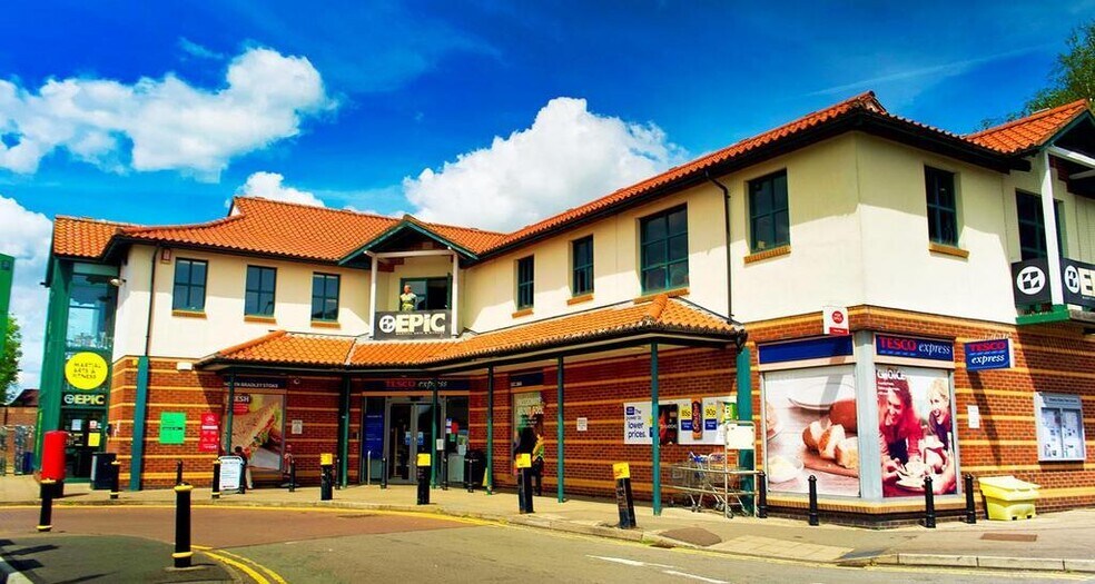 Pear Tree Rd, Bradley Stoke en alquiler - Foto del edificio - Imagen 2 de 8