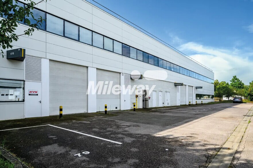 21 Rue Du Petit Albi, Osny en alquiler - Foto del edificio - Imagen 3 de 11