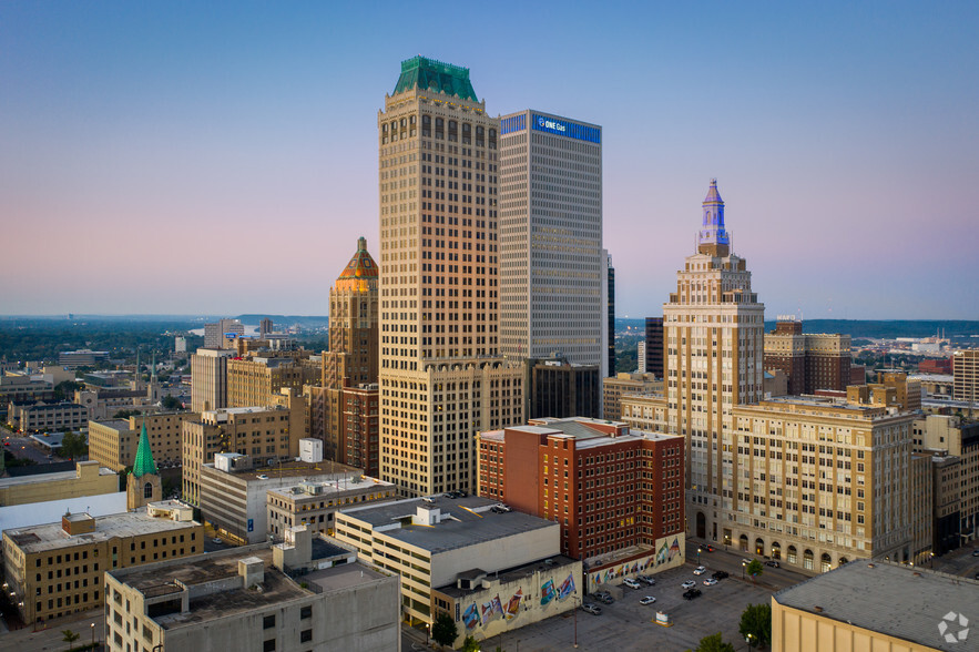 401 S Boston Ave, Tulsa, OK en alquiler - Foto del edificio - Imagen 1 de 42