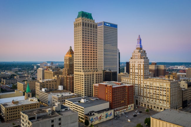 Más detalles de 401 S Boston Ave, Tulsa, OK - Oficina en alquiler