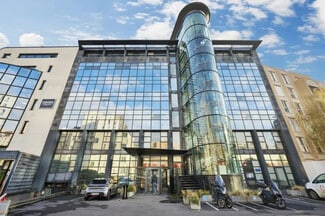 Más detalles de 56-58 Boulevard De La Mission Marchand, Courbevoie - Oficina en alquiler