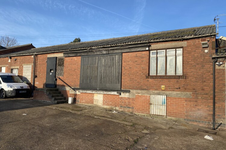 Kirkland Ave, Mansfield en venta - Foto del edificio - Imagen 2 de 9