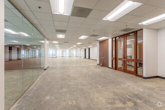 7300 College Blvd, Overland Park, KS en alquiler Foto del interior- Imagen 1 de 12