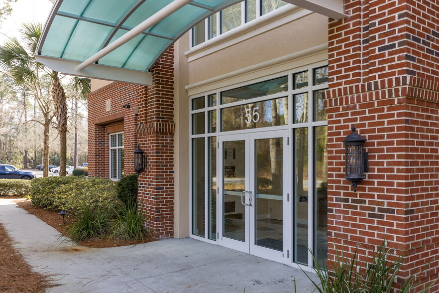 55 Hospital Center Commons, Hilton Head Island, SC en venta - Foto del edificio - Imagen 2 de 5