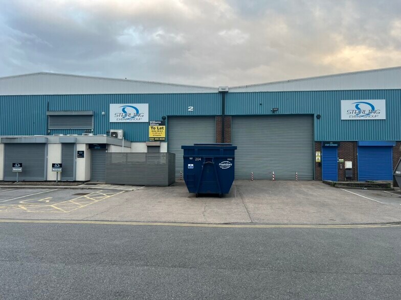 Shadowmoss Rd, Manchester en alquiler - Foto del edificio - Imagen 3 de 9