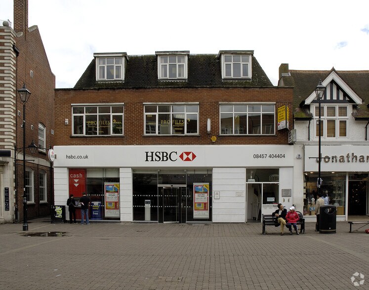 61-63 High St, Staines en venta - Foto del edificio - Imagen 2 de 3