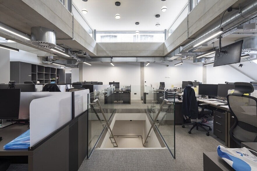 61 Charlotte St, London en alquiler - Foto del edificio - Imagen 3 de 10