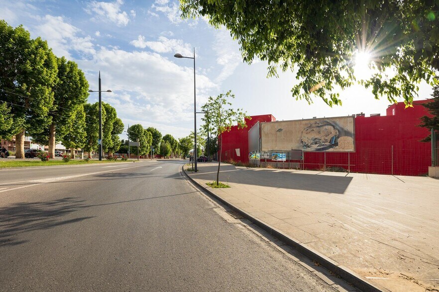 Calle Nelson Mandela, 12, Armilla, Granada en venta - Foto del edificio - Imagen 3 de 21