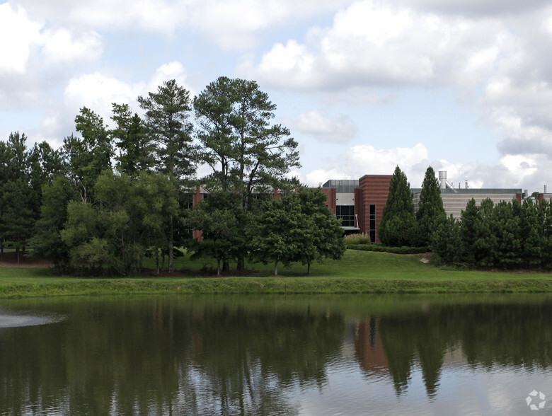 1800 W Oak Commons Ct, Marietta, GA en alquiler - Foto del edificio - Imagen 2 de 2