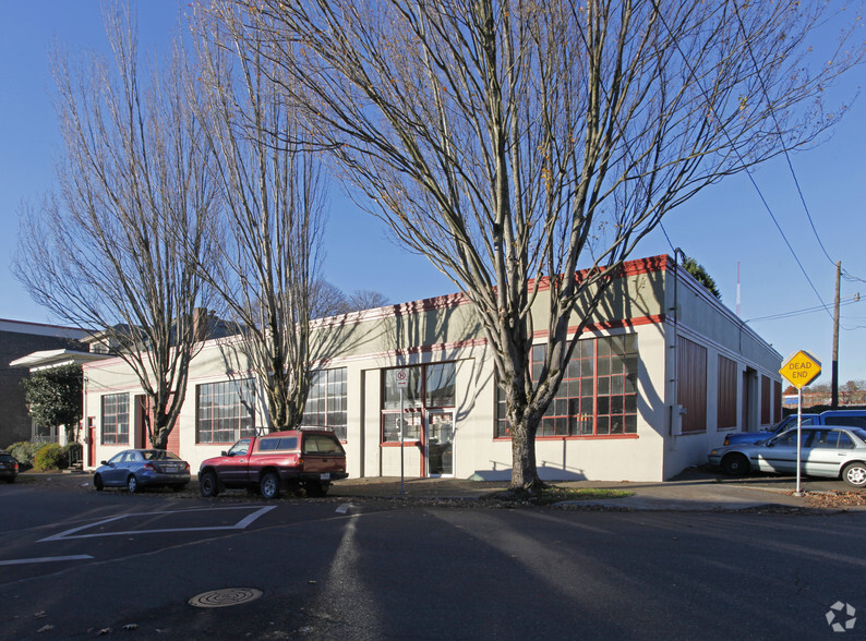 1321 NE Davis St, Portland, OR en alquiler - Foto principal - Imagen 1 de 21