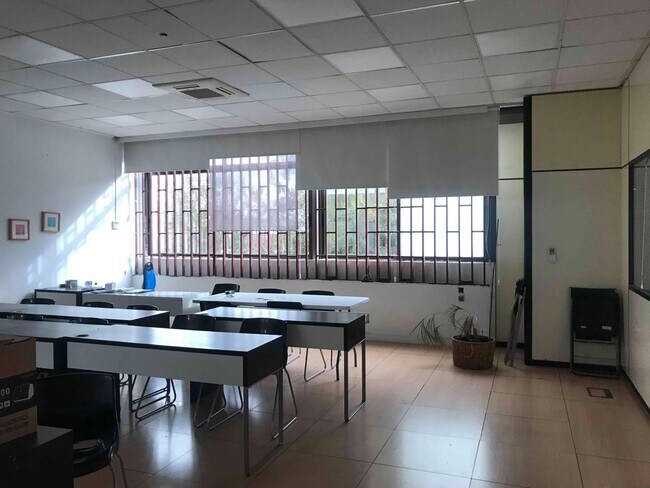 Más detalles de Oficina en alquiler