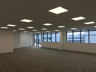 Más detalles de Airport Service Rd, Portsmouth - Nave en alquiler