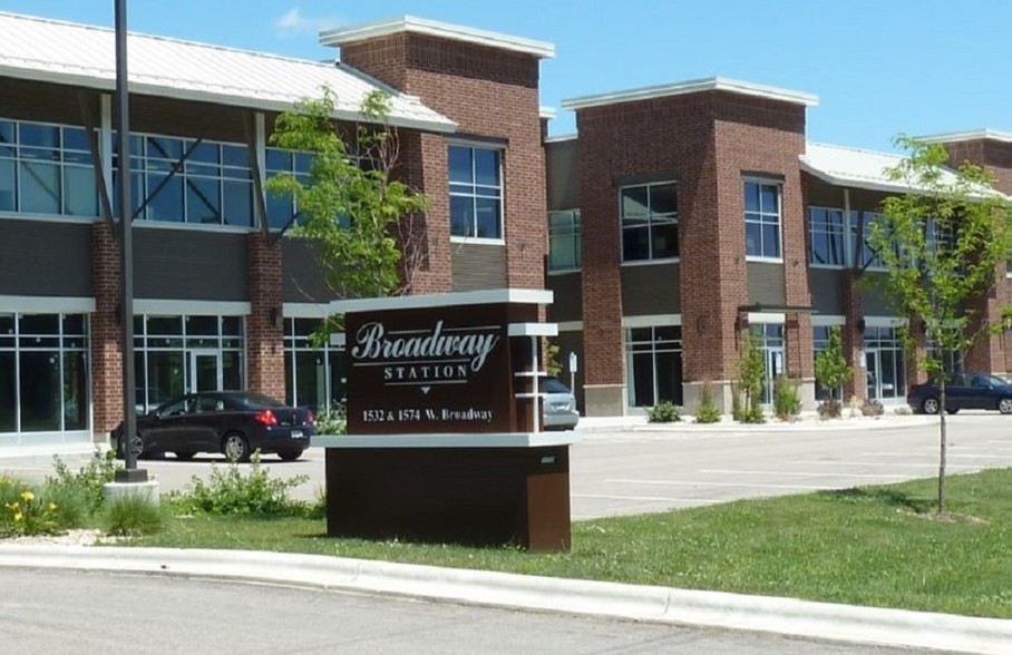 1574 W Broadway, Madison, WI en alquiler - Foto del edificio - Imagen 2 de 5