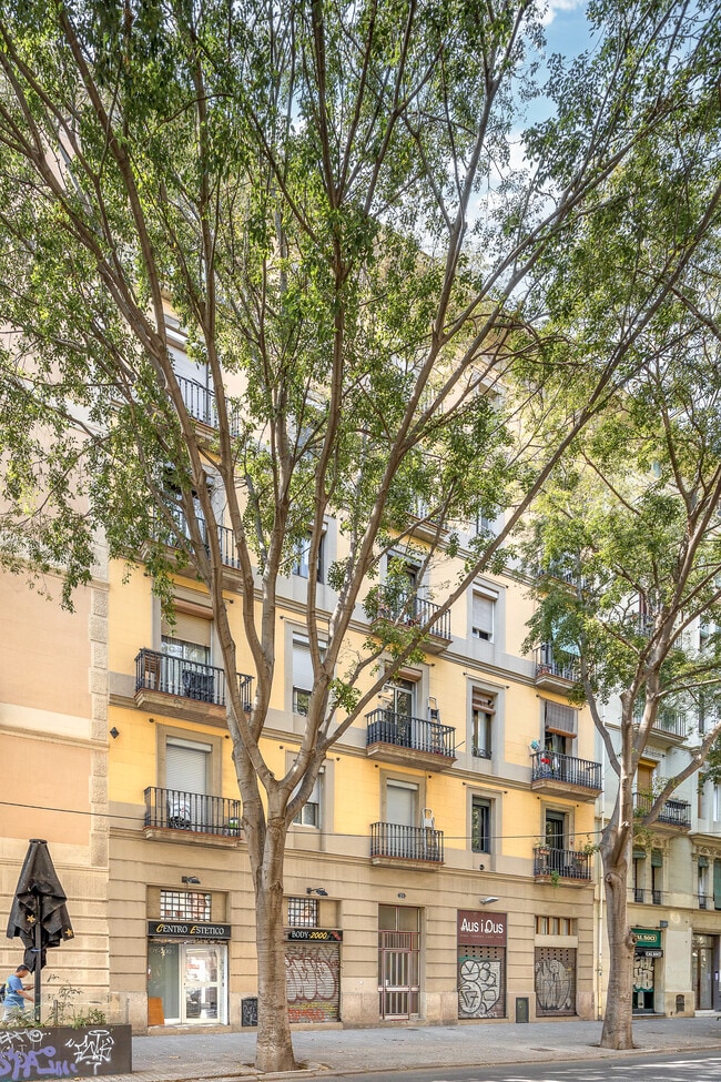 Más detalles de Edificio residencial​ en venta