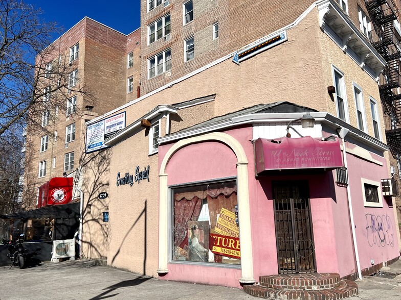 1701 Elm Ave, Brooklyn, NY en venta - Foto del edificio - Imagen 3 de 5